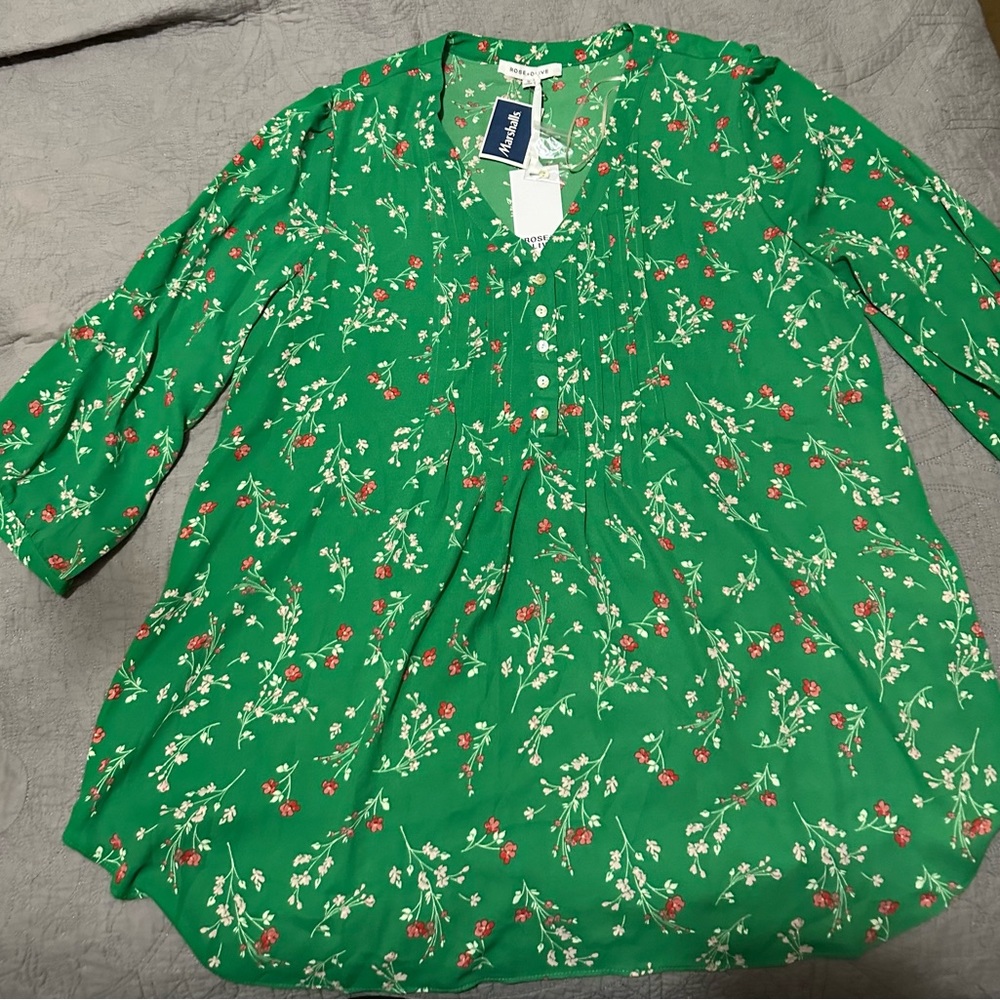 Rose & Olive Floral Shirt Plus 1X